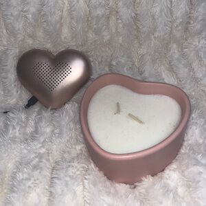 💕Rose Gold bluetooth heart speaker & Threshold wild berries & verbena candle💕